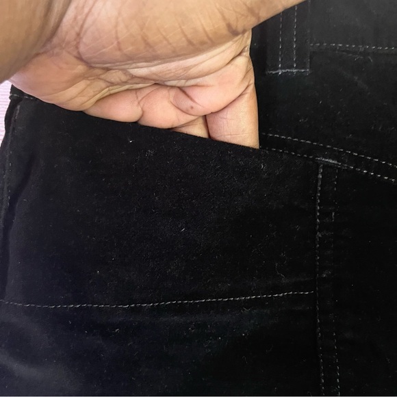 Athleta Black Velvet Skirt Size 6 - Picture 4 of 8